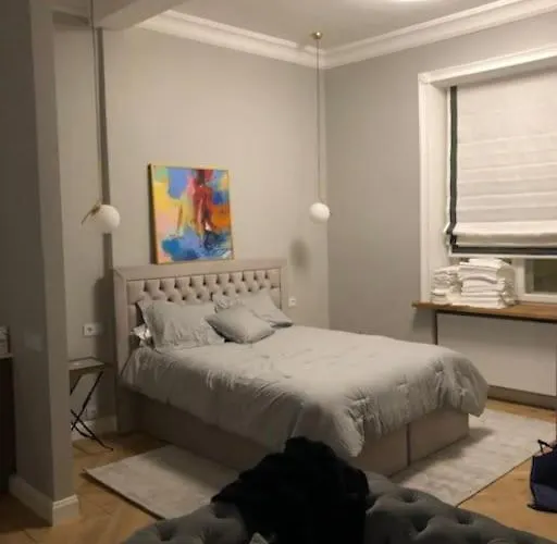 Modern In The Old Town *